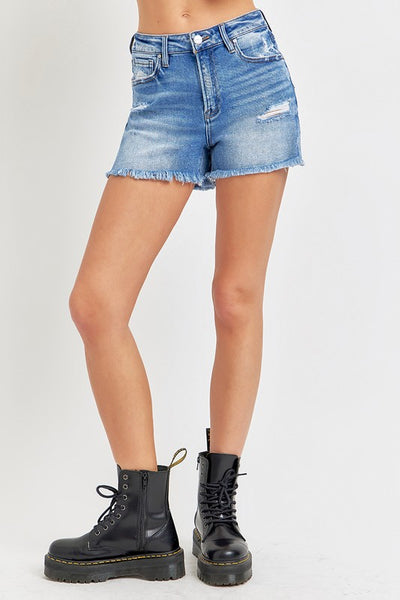Max High Rise Risen Shorts