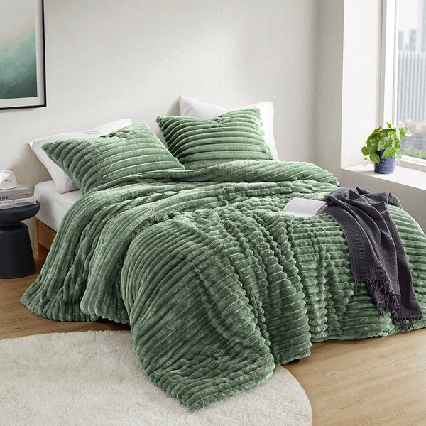 300GSM Fluffy Ribbed Plush Comforter Set,Green: King/Cal King
