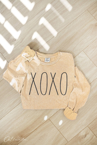 Hugs & Kisses Long Sleeve Top