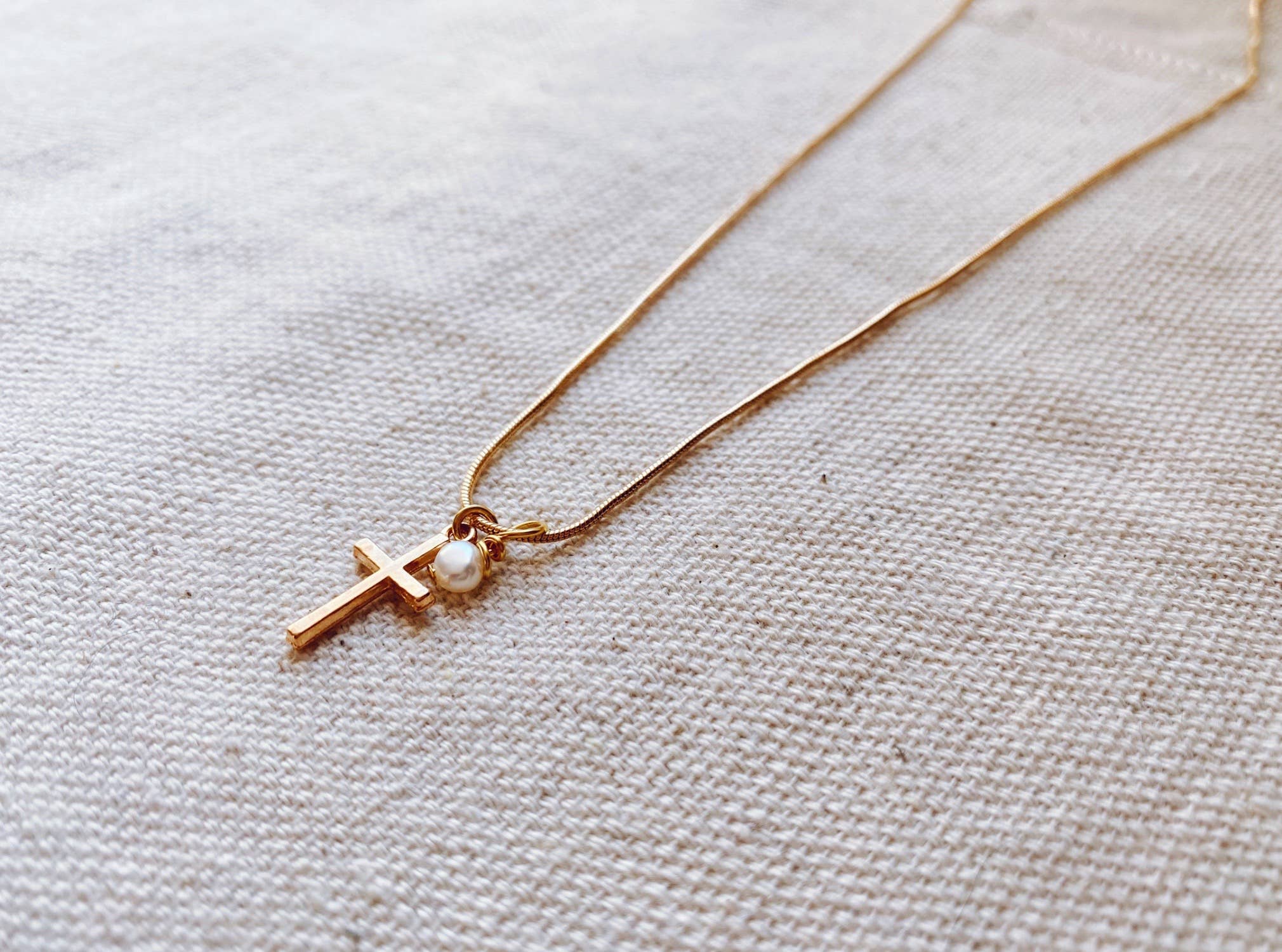 Pearl Pendant with Cross Layering Necklace