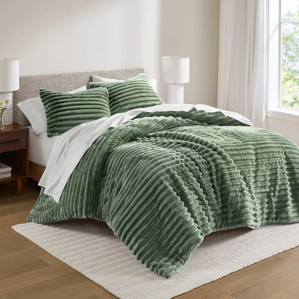 300GSM Fluffy Ribbed Plush Comforter Set,Green: King/Cal King