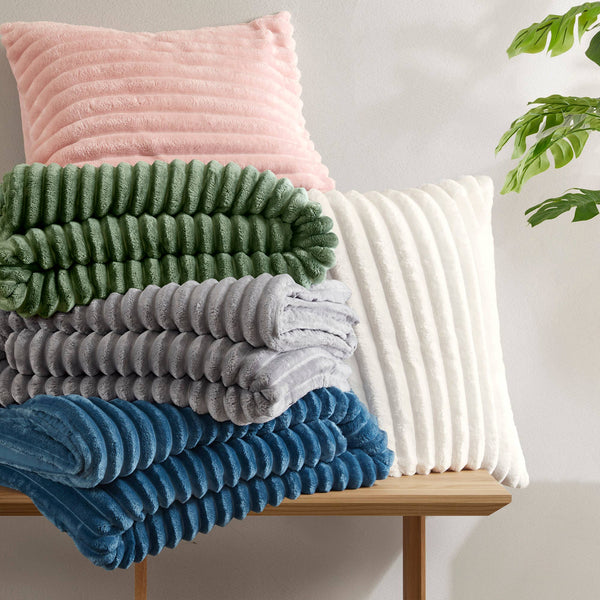 300GSM Fluffy Ribbed Plush Comforter Set,Green: King/Cal King