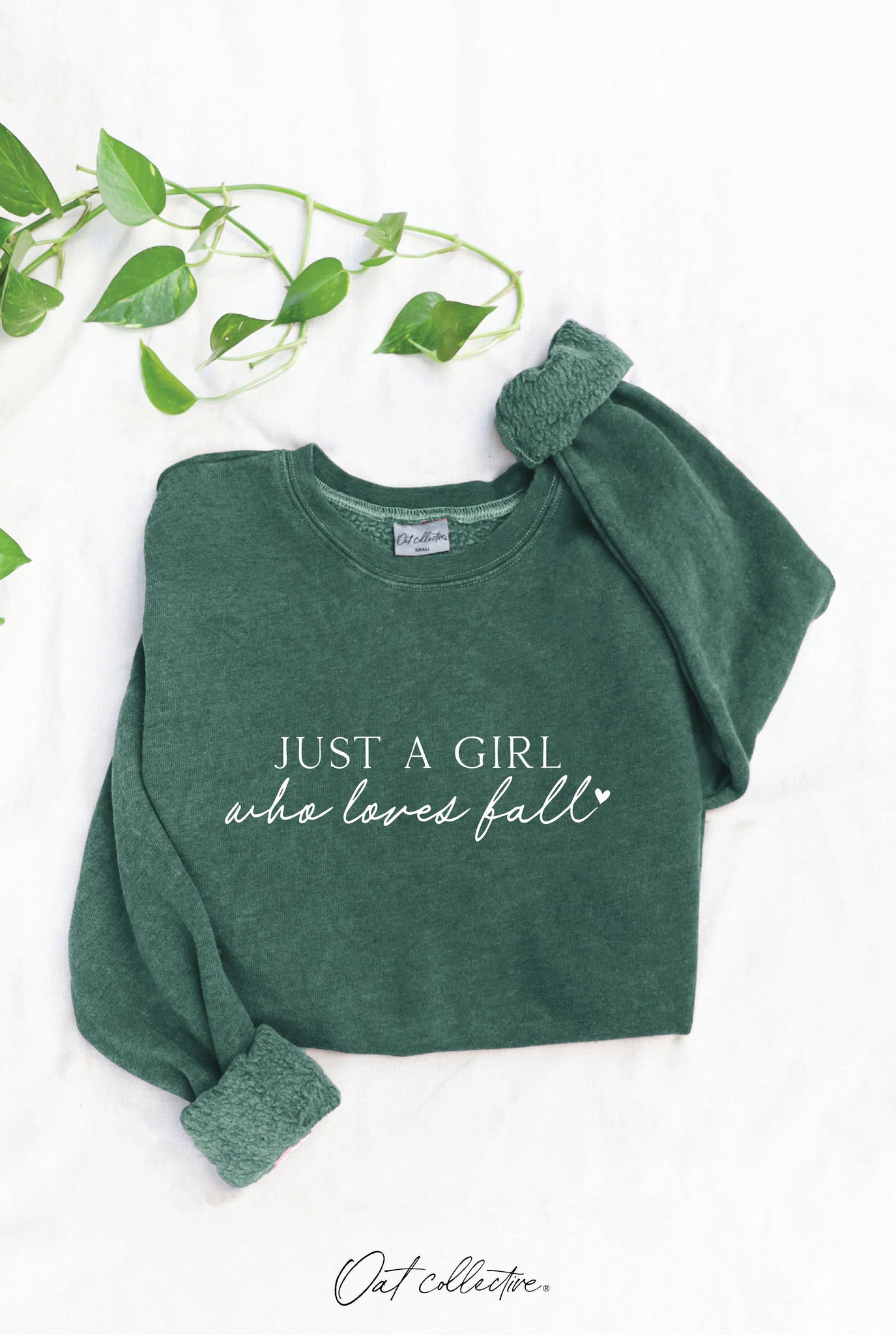 JUST A GIRL WHO LOVES FALL Sweatshirt