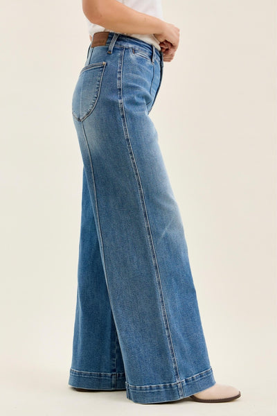 Liza Short Inseam Judy Blue Jeans