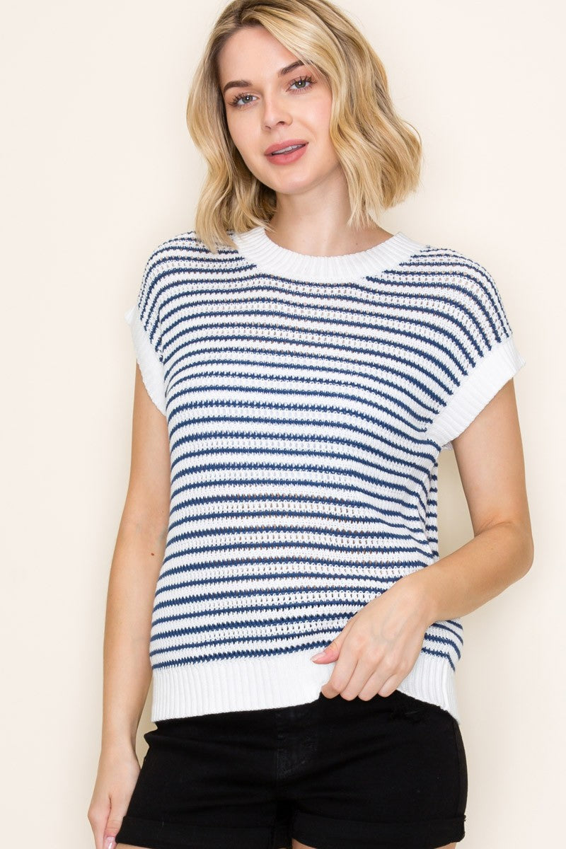 Kim Short Sleeve Pullover Sweater
