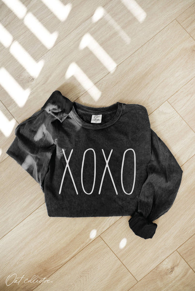 Hugs & Kisses Long Sleeve Top