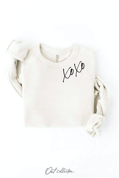 XOXO Graphic Sweatshirt: MAROON