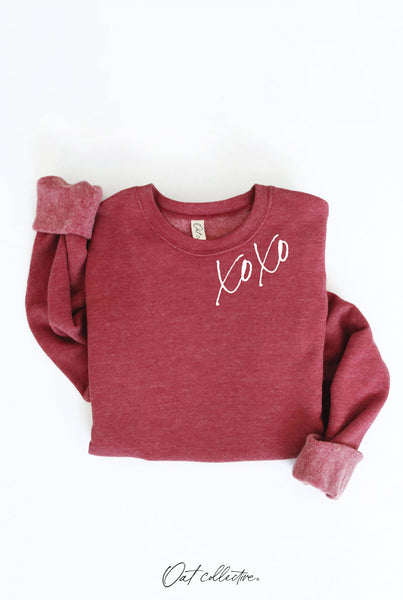 XOXO Graphic Sweatshirt: MAROON