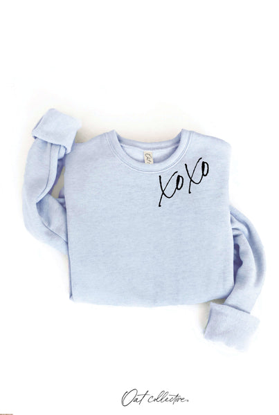 XOXO Graphic Sweatshirt: MAROON