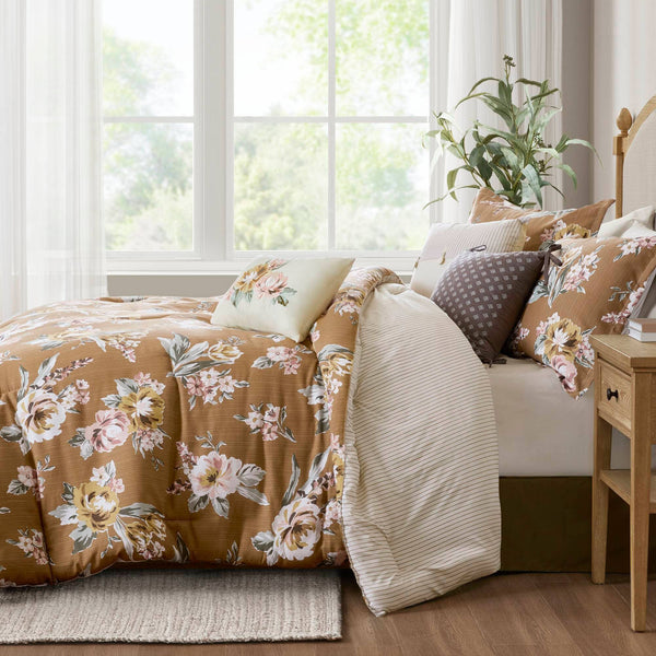 7 Piece Vintage Floral Comforter Set, Terracotta: Queen