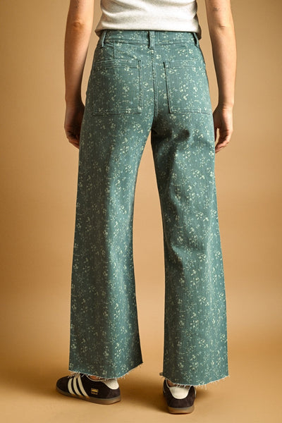 Heidi Floral Print Stretched Pants