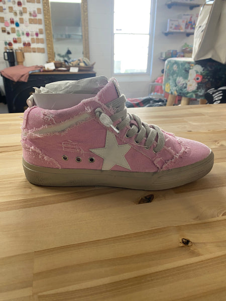 Ireland Pink Canvas Shoes